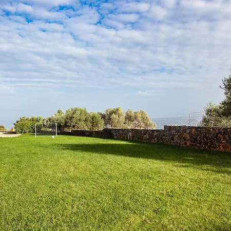Ioanna & Stavros, Private Pools, Bbq & Seaview, By Thinkvilla *