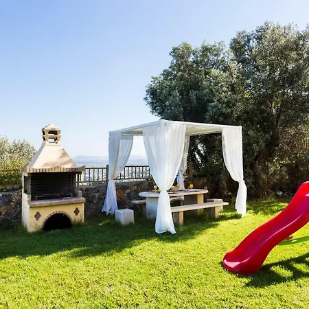 Vilă Ioanna & Stavros, Private Pools, Bbq & Seaview, By Thinkvilla Maroulás